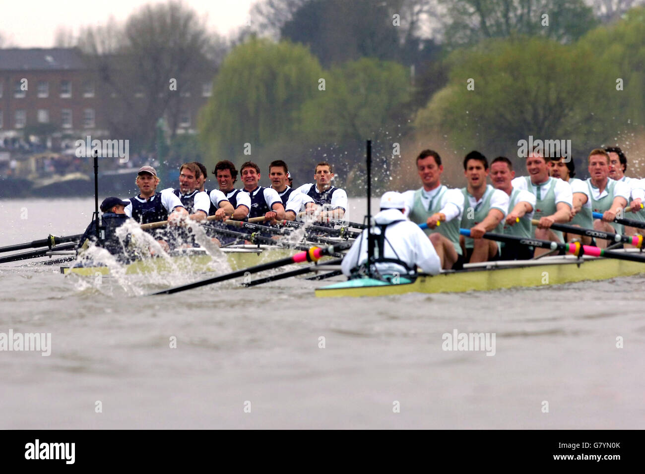 Rowing Oxford v Cambridge 151st University Boat Race Stock Photo Alamy