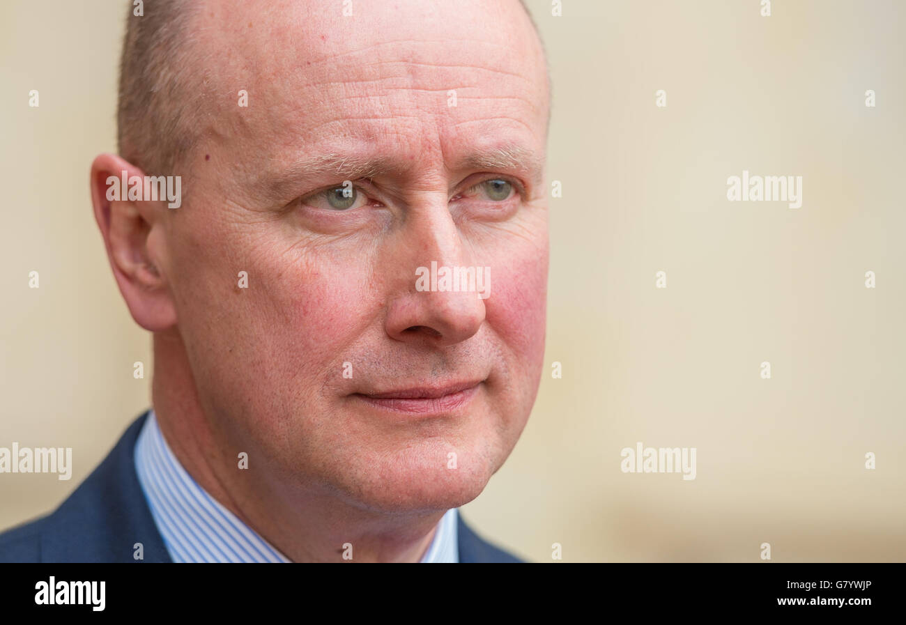 Private secretary queen elizabeth ii sir christopher geidt hires stock