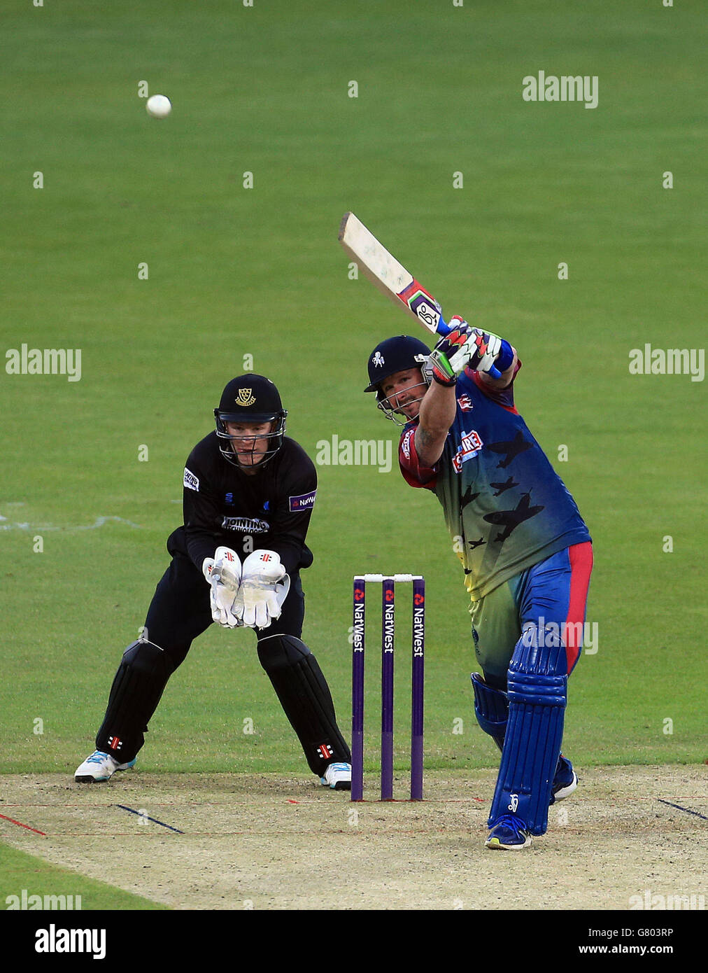 Cricket - Natwest T20 Blast - Kent v Sussex - St Lawrence Ground. Kent's Darren Stevens plays a shot watched by Sussex's Ben Brown during the Natwest T20 Blast match at the St Lawrence Ground, Canterbury. Stock Photo