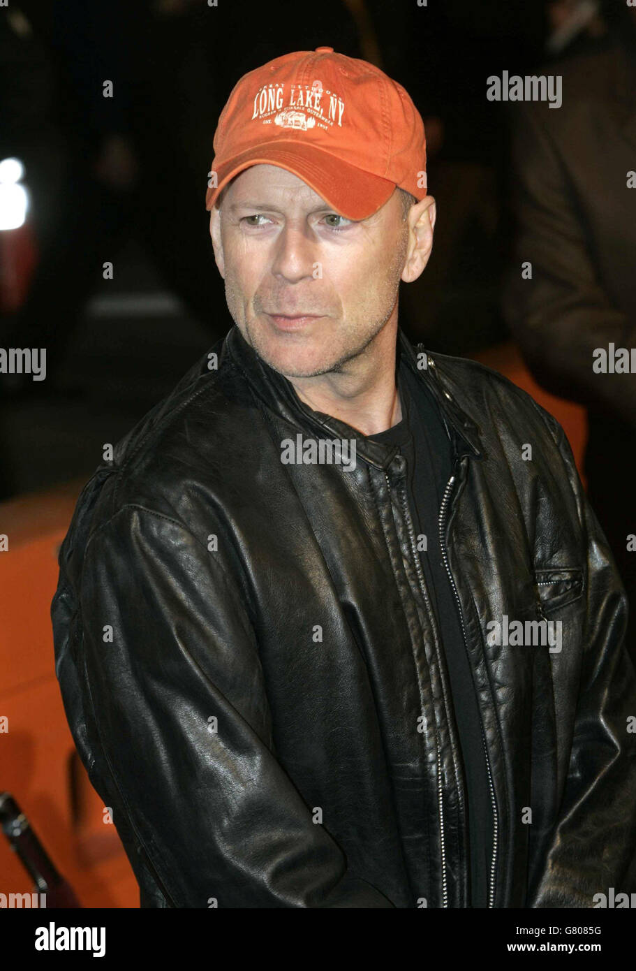 Los Angeles Premiere of Frank Miller's Sin City - The Mann National Theatre. Actor Bruce Willis. Stock Photo