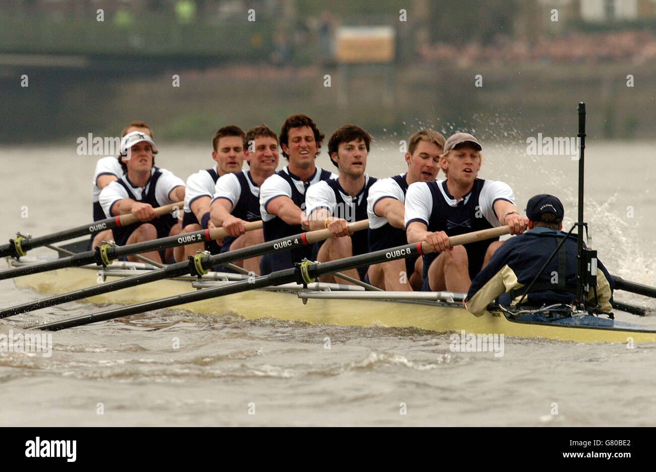 Rowing the 151st boat race oxford v cambridge the thames hi-res stock ...