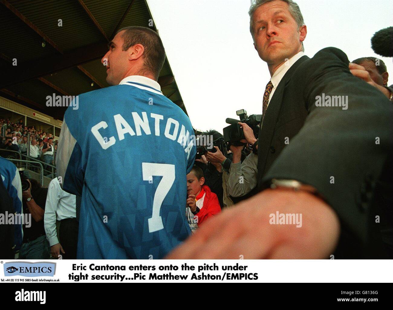 eric cantona soccer player