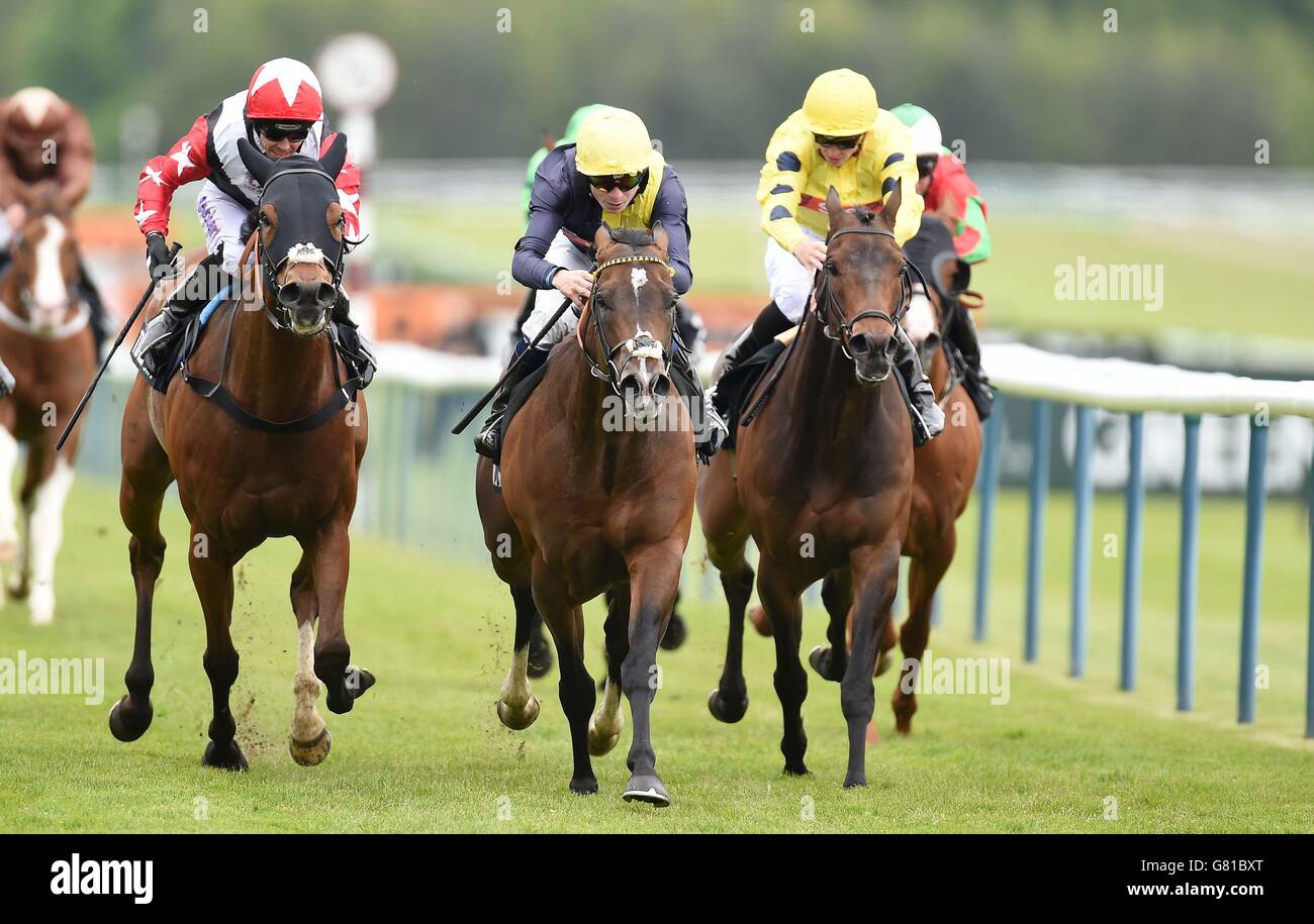 Cable Bay (centre) ridden by Jamie Spencer wins the Timeform Jury Stakes at Haydock Park Racecourse, Newton-le-Willows. Stock Photo