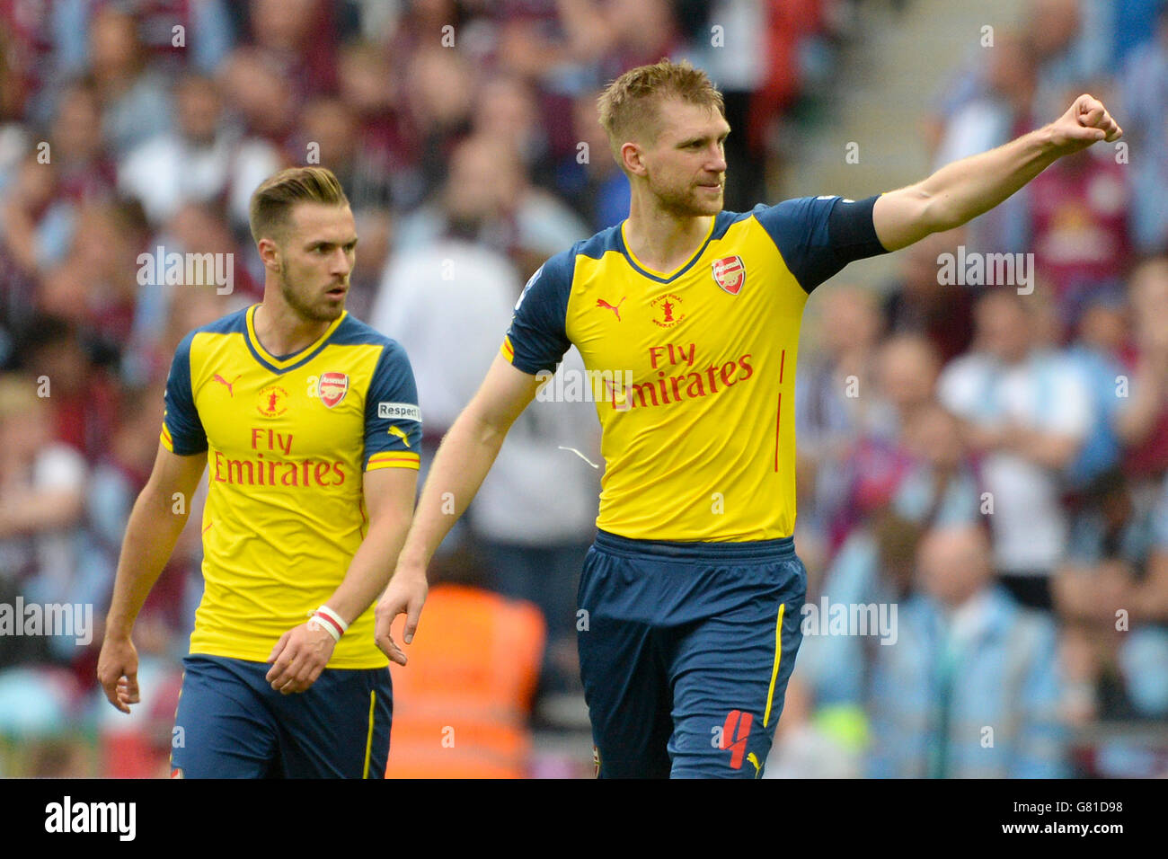 Arsenal fa cheap cup merchandise