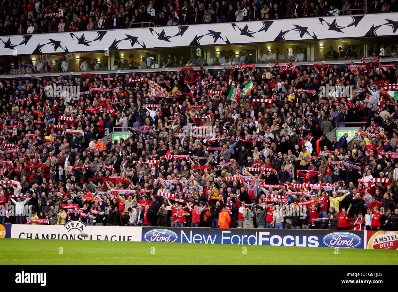 Soccer - UEFA Champions League - Quarter Final - First Leg - Liverpool v Juventus - Anfield. Liverpool fans join together in a chorus of 'You'll Never Walk Alone' Stock Photo