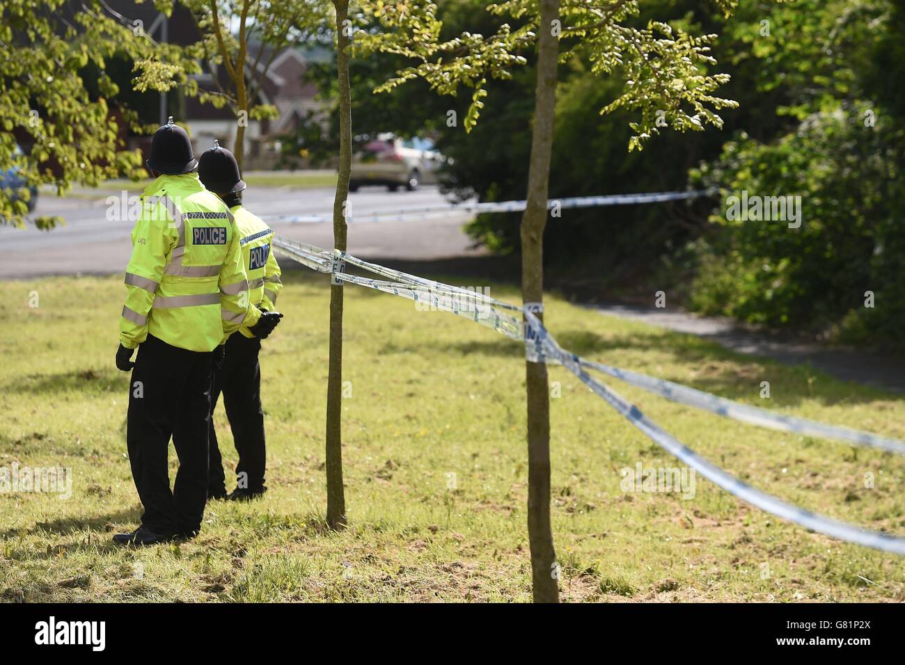 Police activity at the scene in Westfield Lane, Mansfield, where a body was found last night during the search for missing 13-year-old girl Amber Peat. Picture date: Wednesday June 3, 2015. Amber, 13, has not been seen since she left the family home in Mansfield, at around 5.30pm on Saturday after a row with her family. See PA story POLICE Amber. Photo credit should read: Joe Giddens/PA Wire Stock Photo