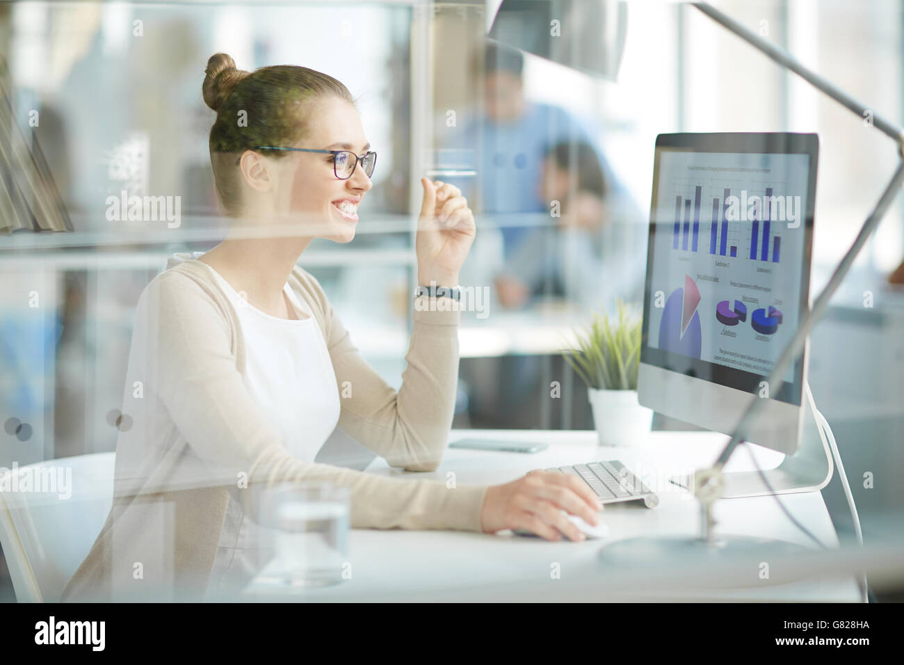 Growth in revenue Stock Photo - Alamy