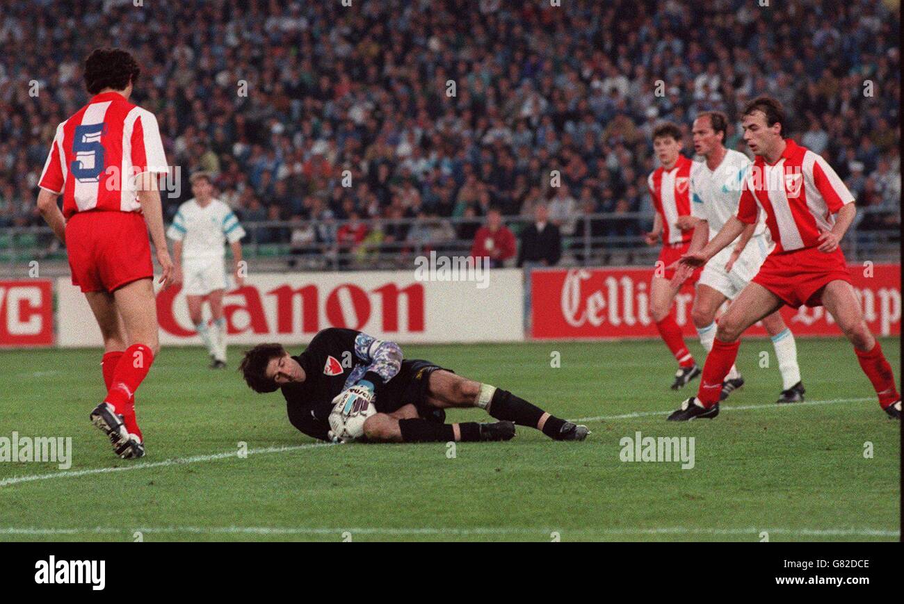 Fanion FC Kaiserslautern Vs Red Star Belgrade – Coupe Des Coupes 1996 – 48x36 Cm – Super état