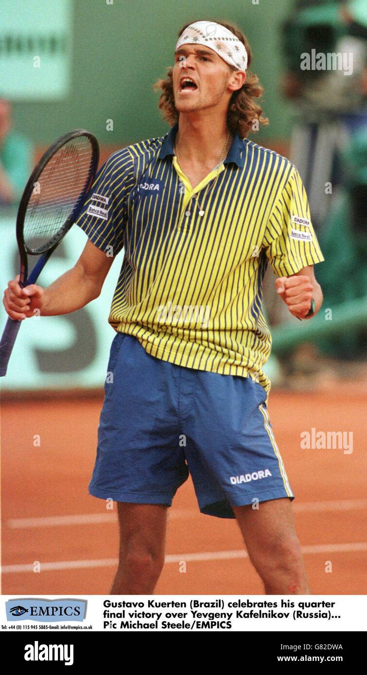 French Tennis Open- Gustavo Kuerten v Yevgeny Kuerten Stock Photo - Alamy