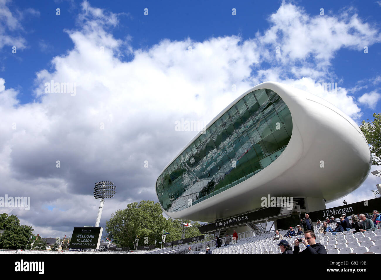 Cricket - LV= County Championship - Division One - Middlesex v Warwickshire - Day Two - Lord's Cricket Ground Stock Photo