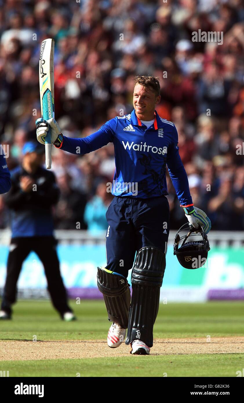 England's Jos Buttler reaches his century during the Royal London One-Day Cup at Edgbaston, Birmingham Stock Photo - Alamy England's Jos Buttler reaches his century during the Royal London One-Day Cup at Edgbaston, Birmingham Stock Photo - Alamy
