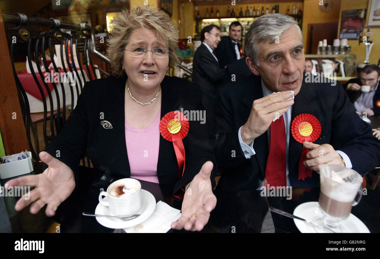 General Election Campaign 2005 Labour Party Stock Photo Alamy