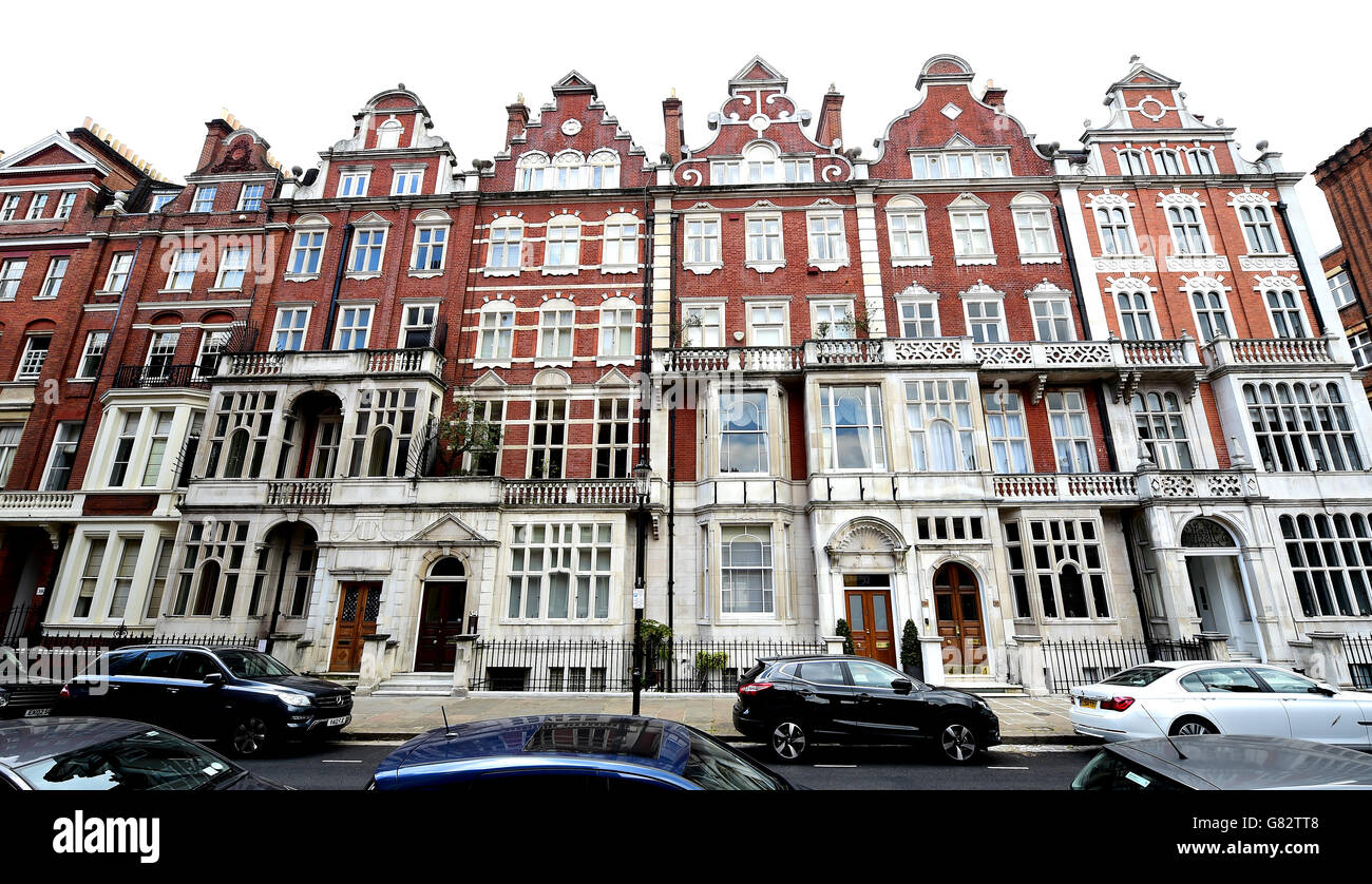 Belgravia and Knightsbridge stock. Cadogan Square in London Stock Photo