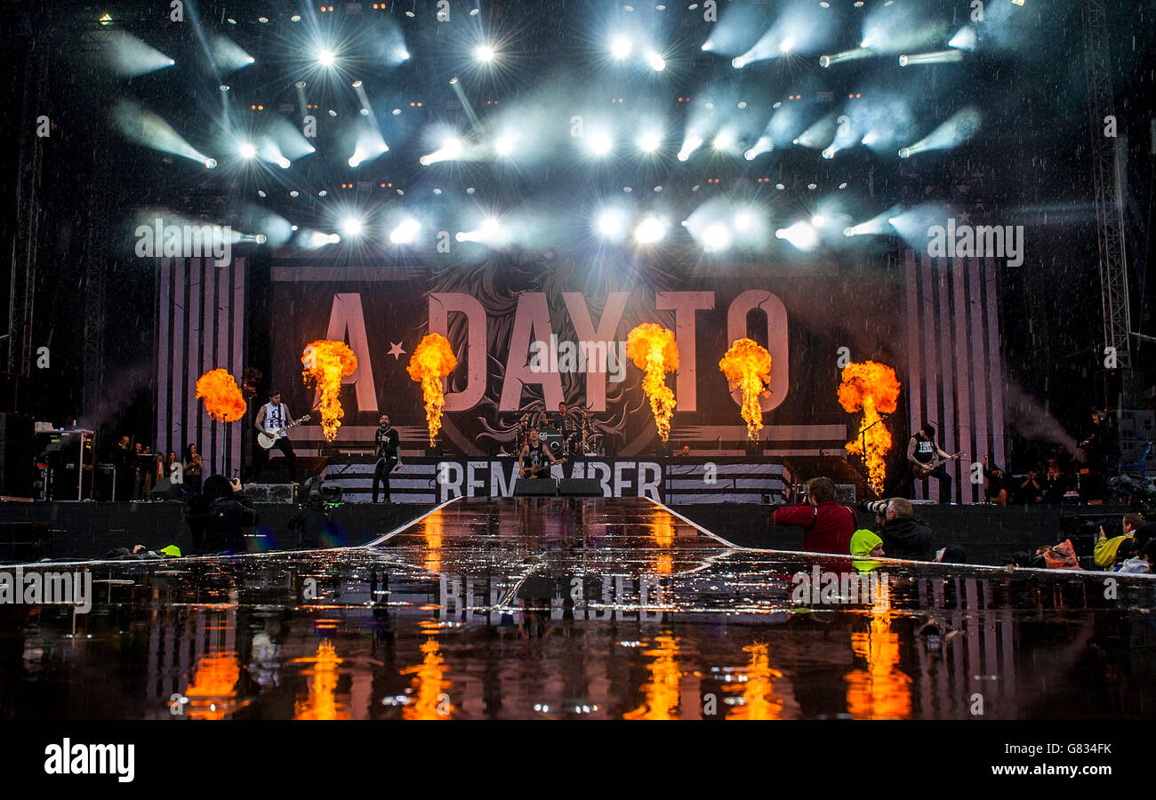 Jeremy McKinnon of A Day To Remember performing live on day 2 of