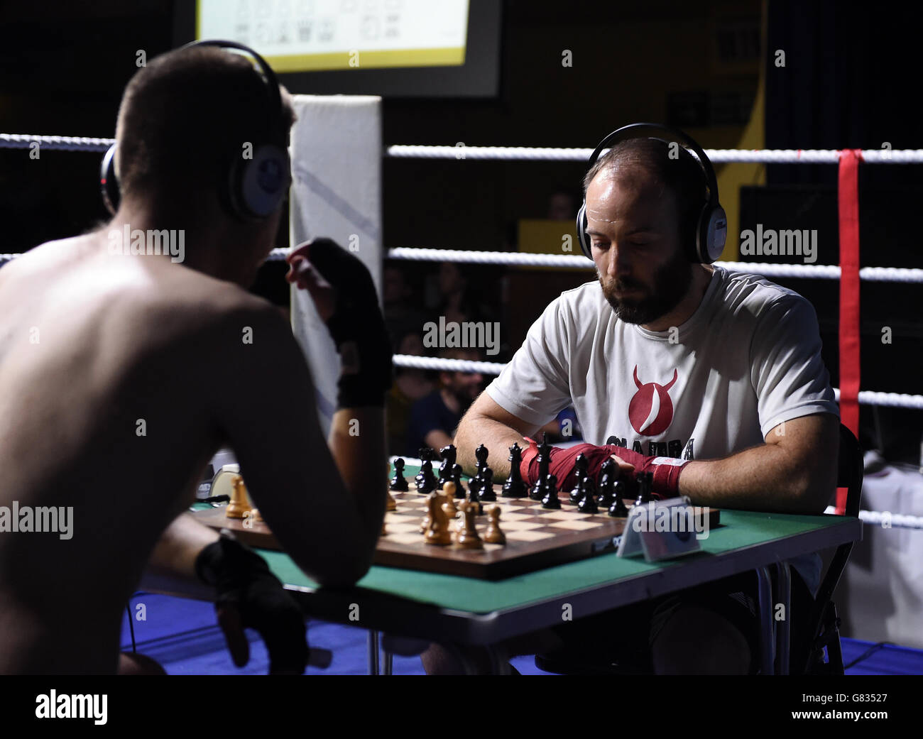 Chess boxing chessboxing lcb london ampics fans supporters crowd