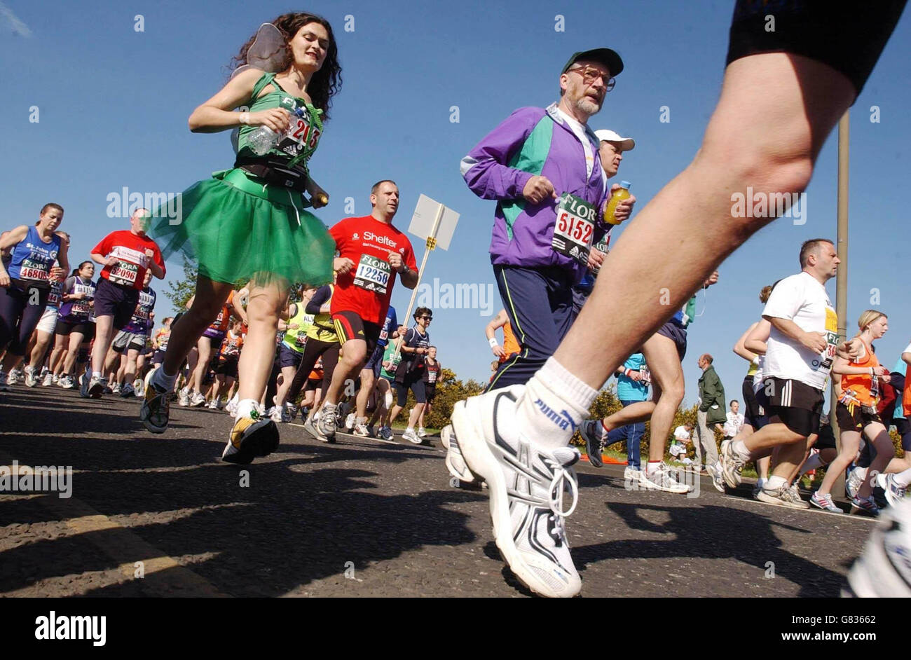 London Marathon 2005 Stock Photo Alamy