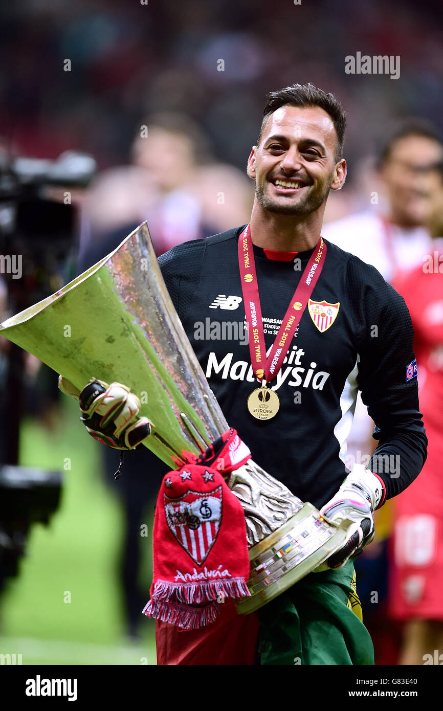 Soccer Uefa Europa League Final Dnipro Dnipropetrovsk V Sevilla Stadion Narodowy Stock Photo Alamy