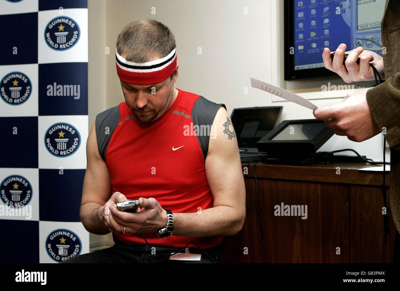 Speedtyping Guiness World Record Smartphone's official UK launch