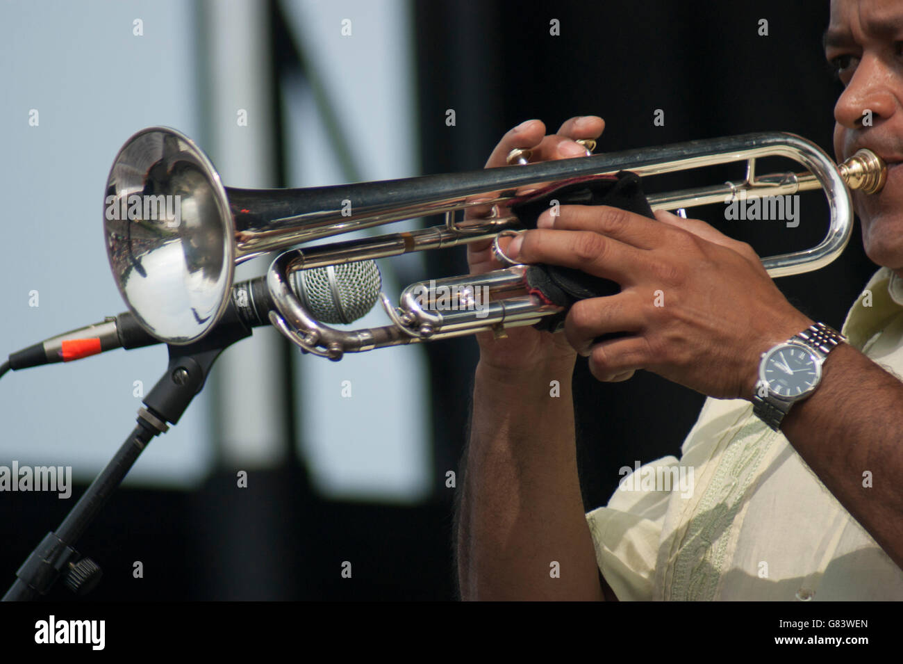 A trumpeter plays hi-res stock photography and images - Page 3 - Alamy