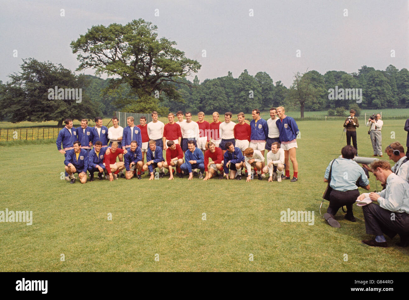 Soccer - World Cup England 66 - England Possibles Training - Lilleshall.  The England squad being photographed at Lilleshall ahead of the World Cup  Finals Stock Photo - Alamy