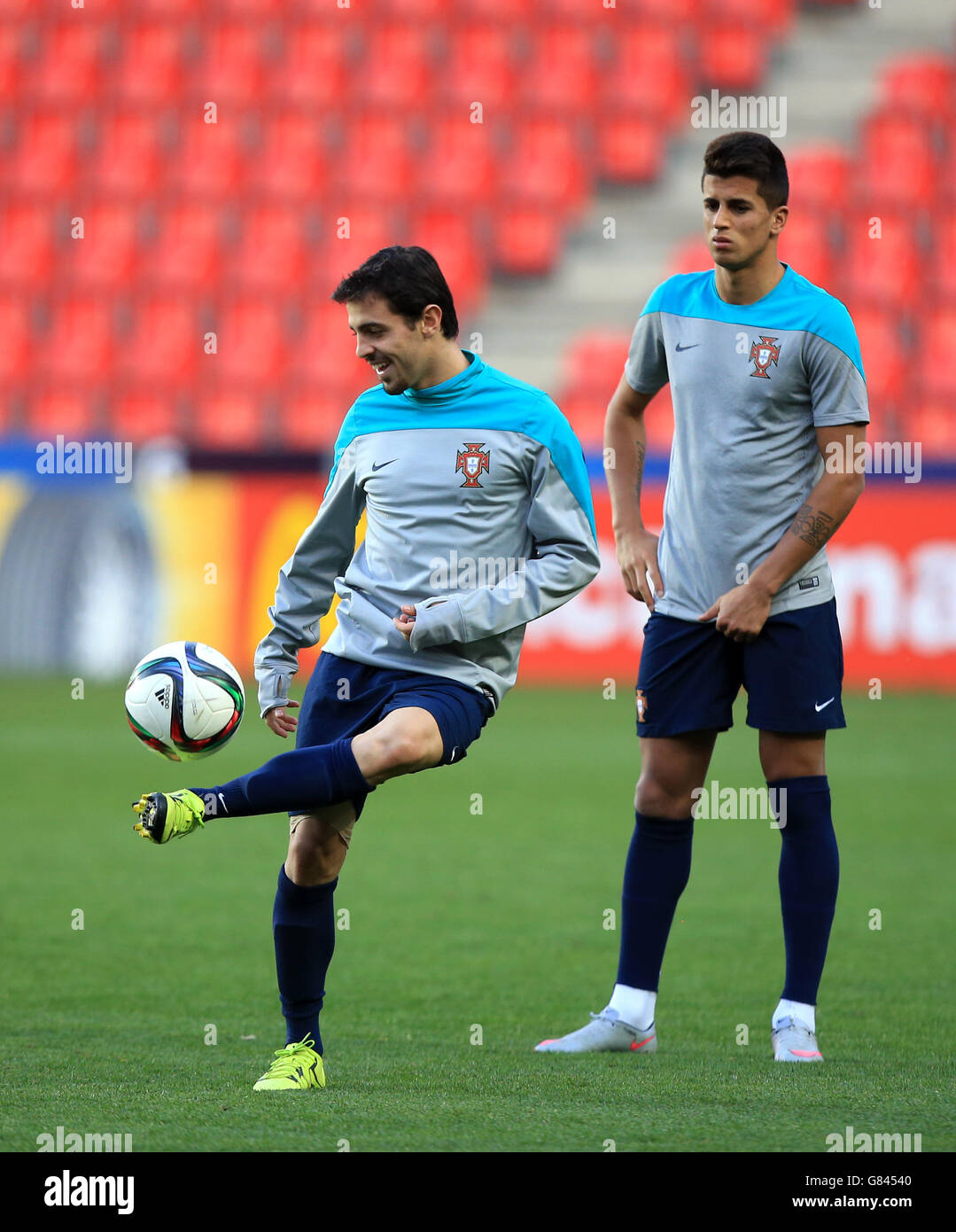 Portugals bernardo silva controls the ball during the training session