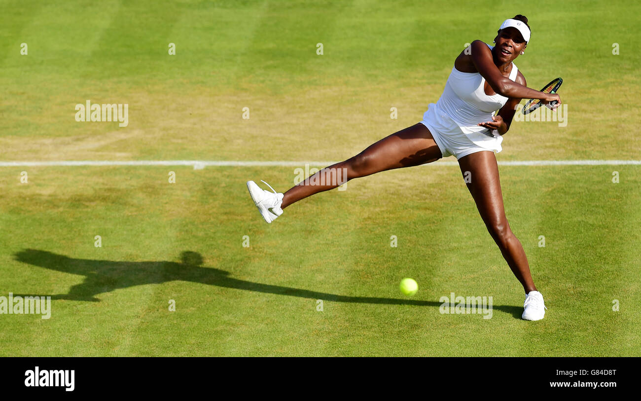 Venus Williams in action against Aleksandra Krunic during day Five of the Wimbledon Championships at the All England Lawn Tennis and Croquet Club, Wimbledon. Stock Photo