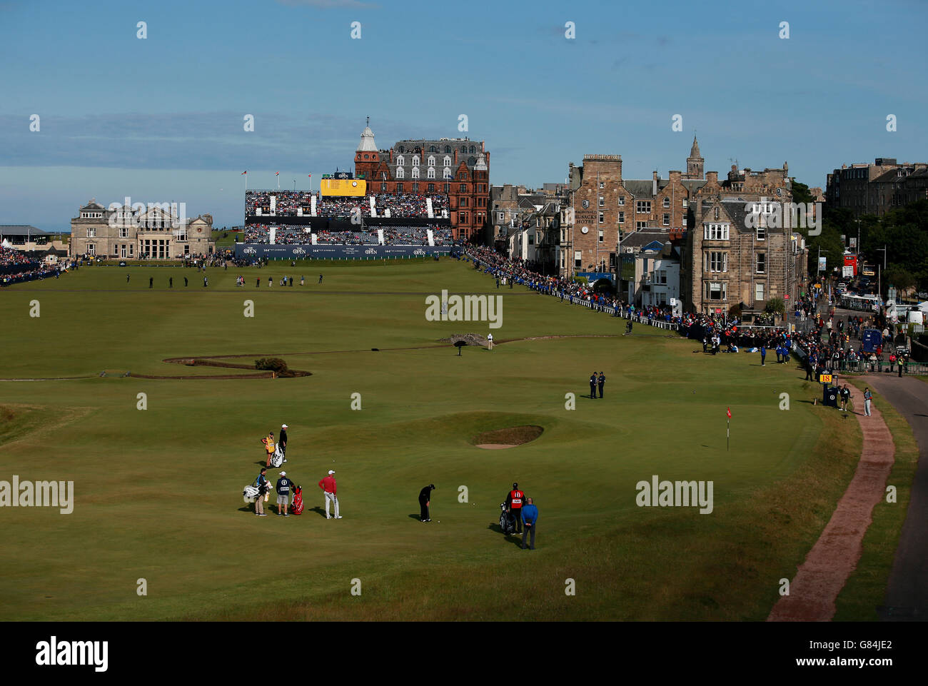 South Africa's Gary Player putts on the 17th green during the Champions Challenge at St Andrews, Fife. Stock Photo