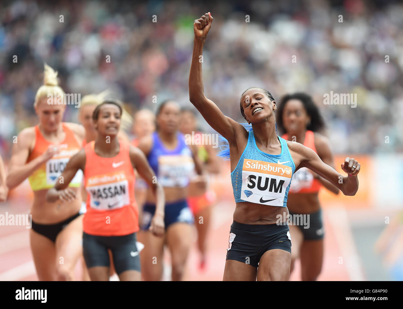 Kenya's Mercy Cherono Koech celebrates winning the Women's 5000m