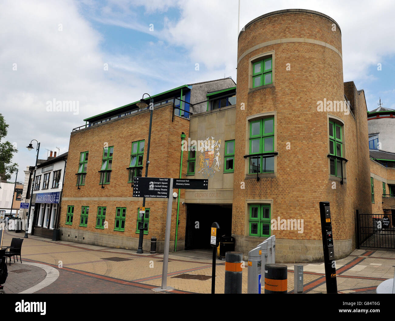 Luton Crown Court High Resolution Stock Photography And Images Alamy