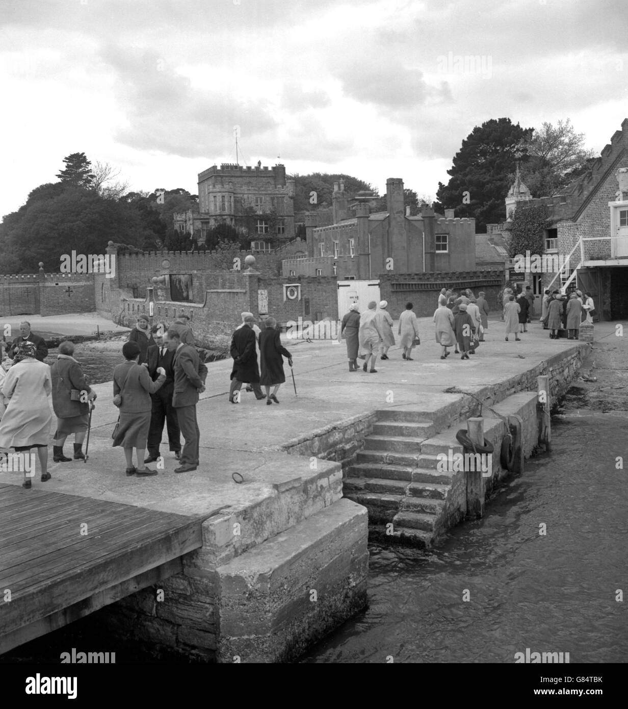 The first visitors for 35 years land on brownsea island hires stock