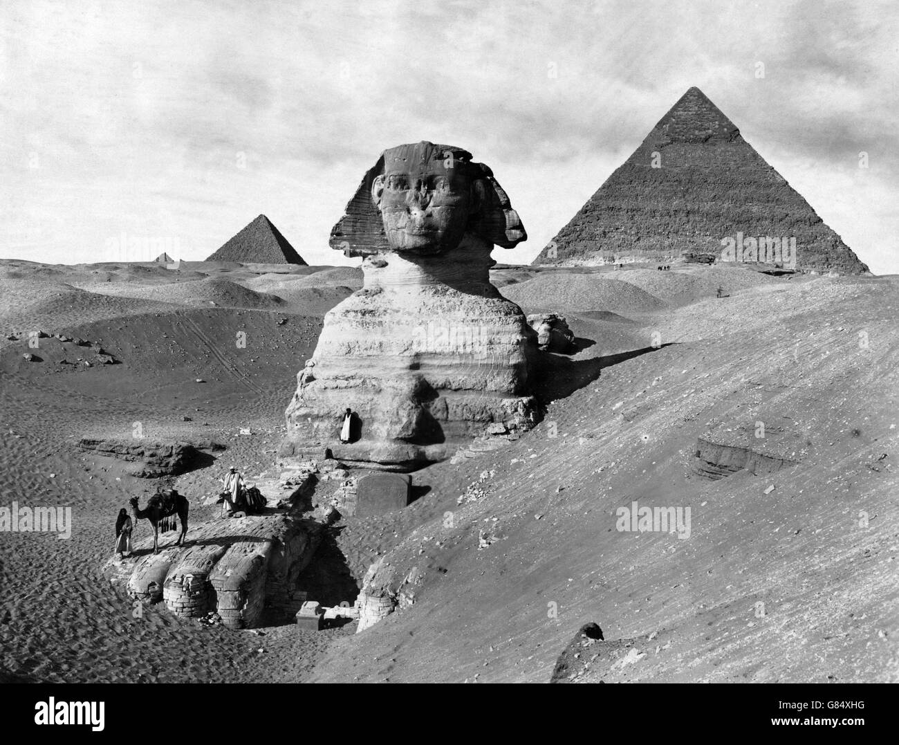 The Great Sphinx and Pyramids of Khafre and Menkaure in the mid to late 19th Century. Photo taken between 1867 and 1899 by Maison Bonfils Stock Photo