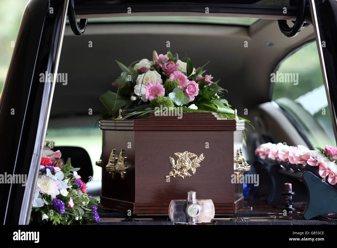 Luton crematorium hires stock photography and images Alamy