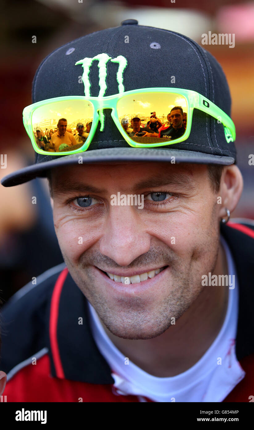 Superbike pit hi-res stock photography and images - Page 2