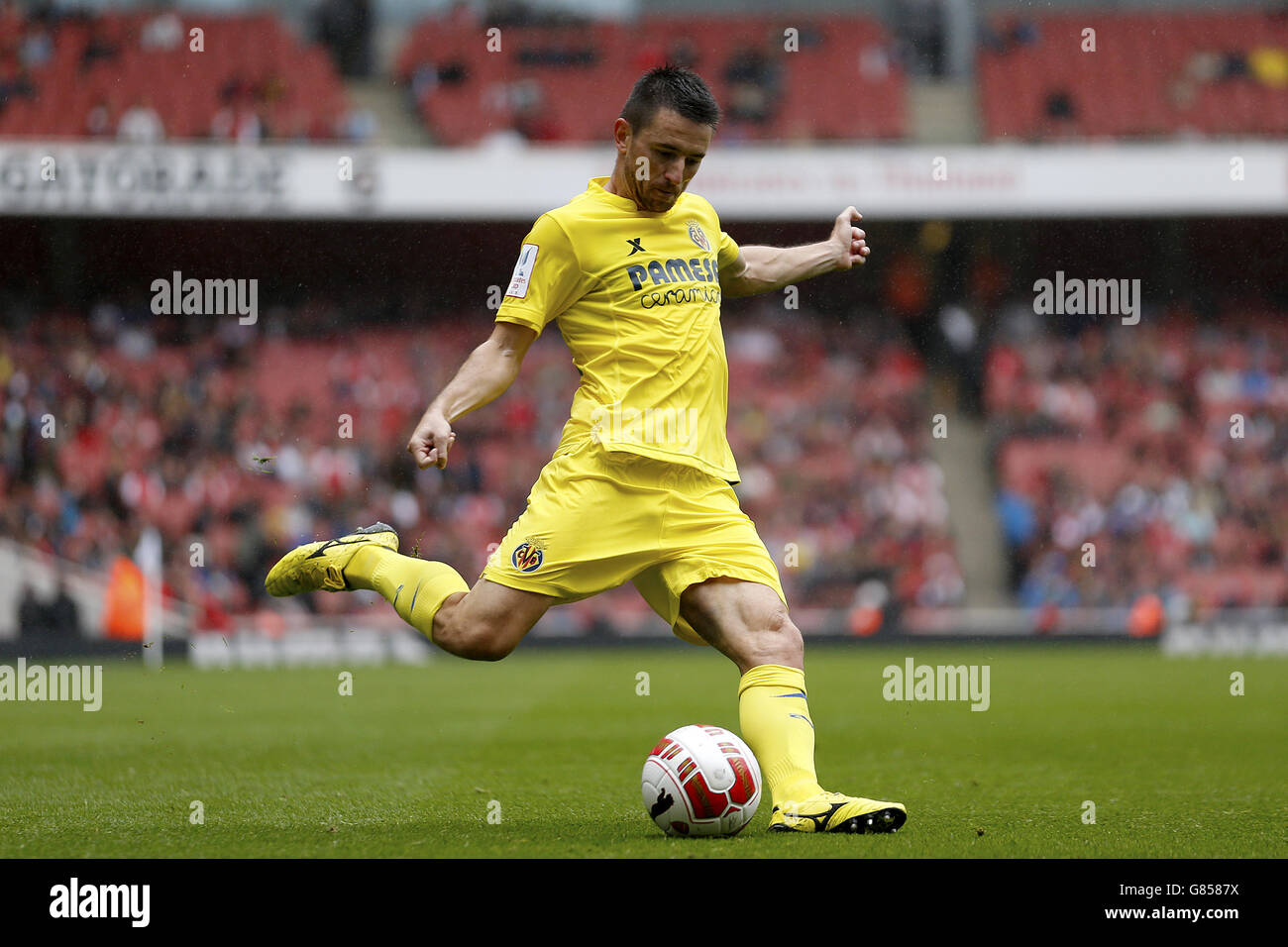 Soccer - Emirates Cup - Olympique Lyonnais v Villareal - Emirates Stadium. Villarreal's Antonio Rukavina Stock Photo
