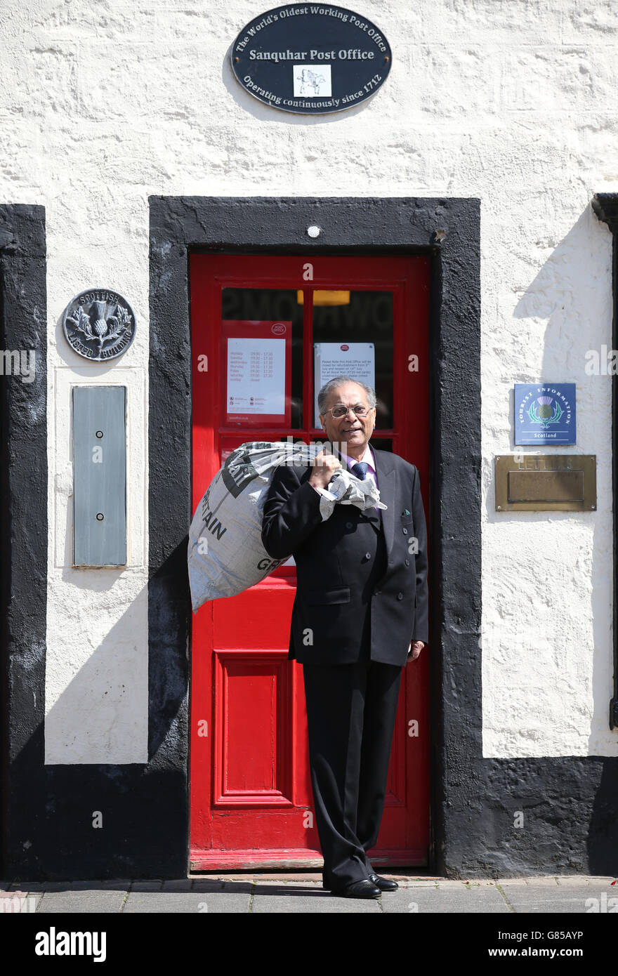New Sanquhar post office postmaster Stock Photo Alamy