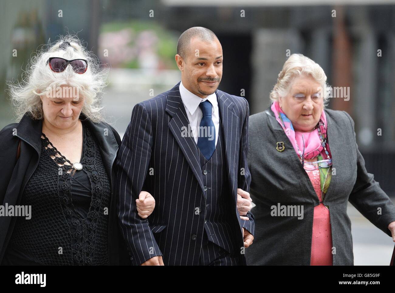 Ben Fellows arrives at the Old Bailey in London, where he is accused of perverting the course of justice by making a false statement that a public figure sexually assaulted him. Picture date: Monday July 27, 2015. The former child actor falsely claimed he was molested by Chancellor of the Exchequer Kenneth Clarke during a cash-for-questions TV sting for the Cook Report in 1994. See PA story COURTS Fellows. Photo credit should read: John Stillwell/PA Wire Stock Photo