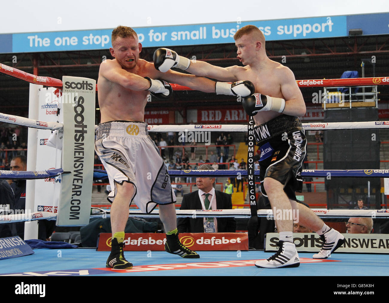 Boxing KC Lightstream Stadium. Dan Carr (left) in action against
