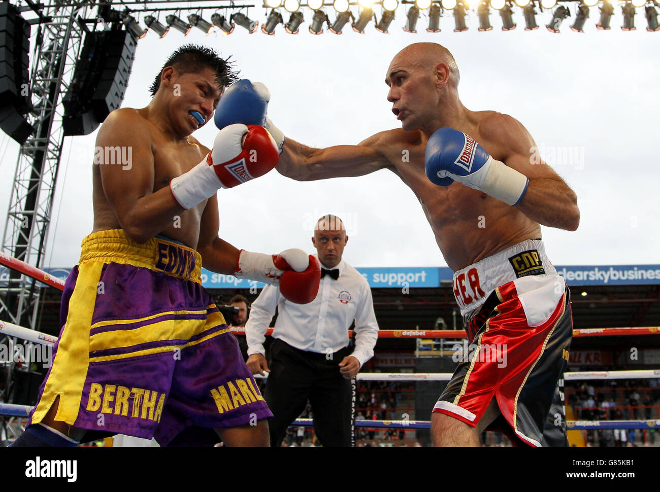 Boxing KC Lightstream Stadium Stock Photo Alamy