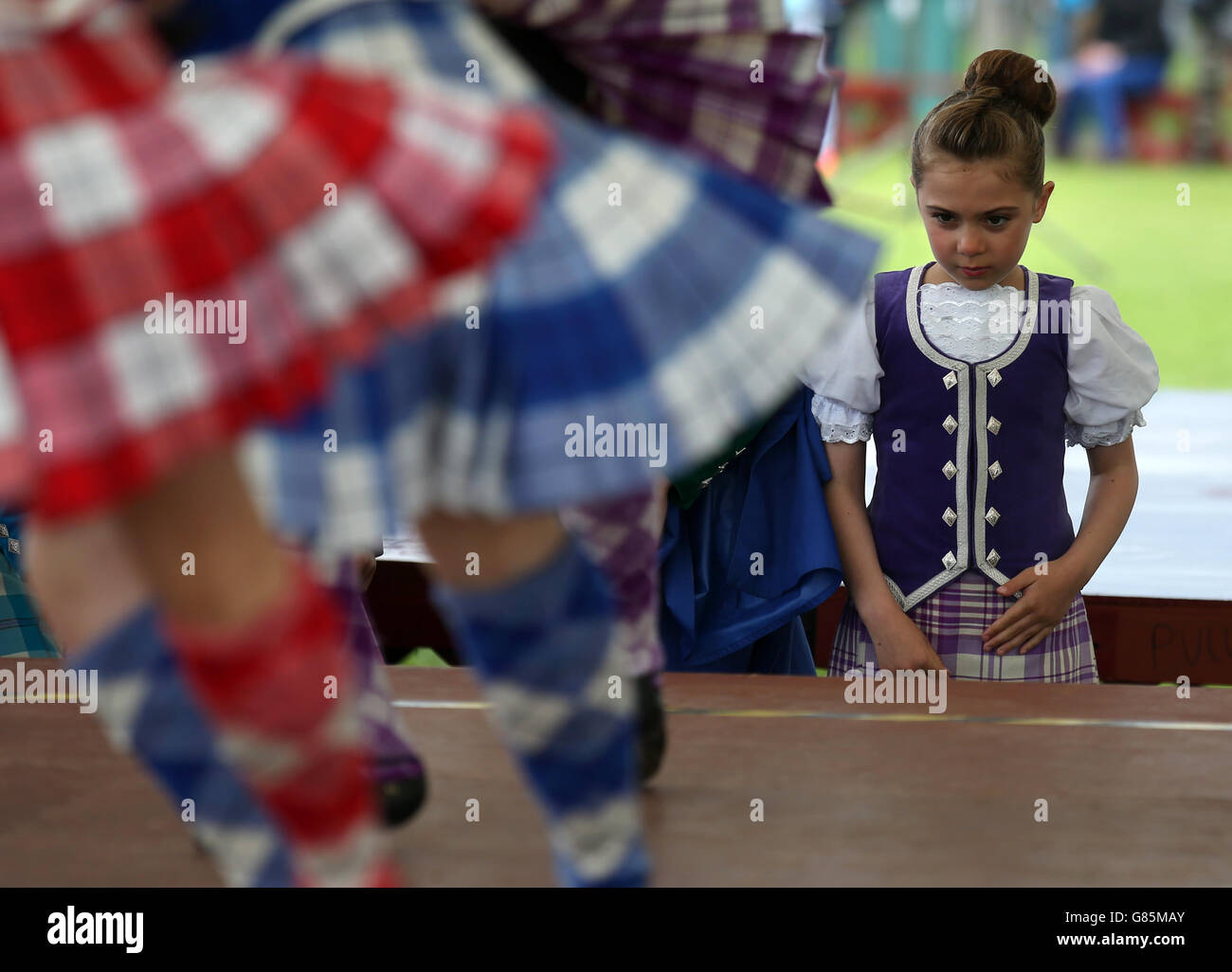 The bridge of allan highland games stirling hi-res stock photography ...