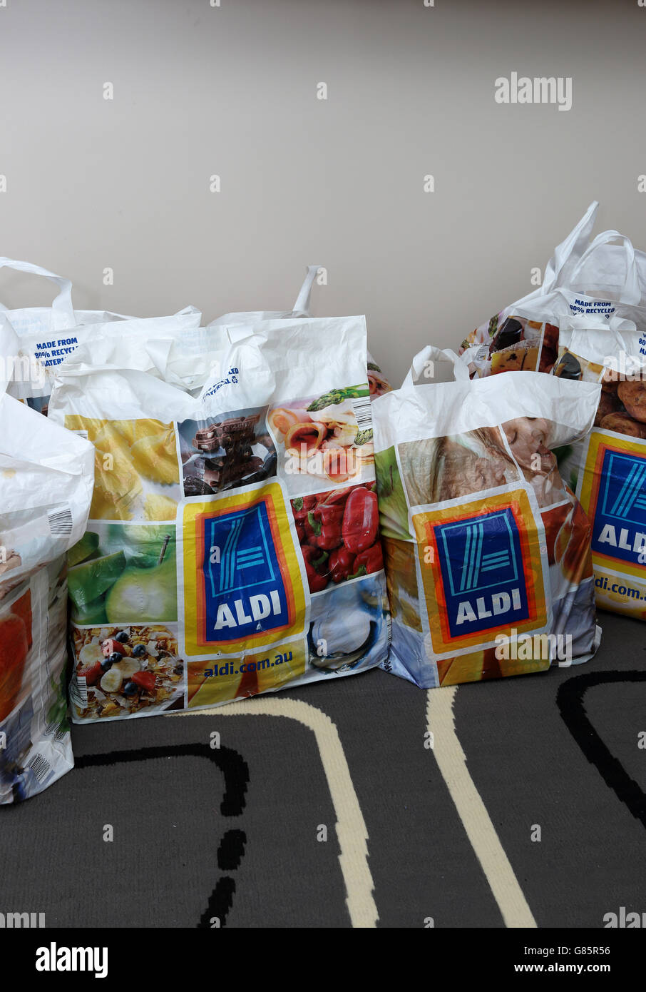 Grocery shopping australia hires stock photography and images Alamy