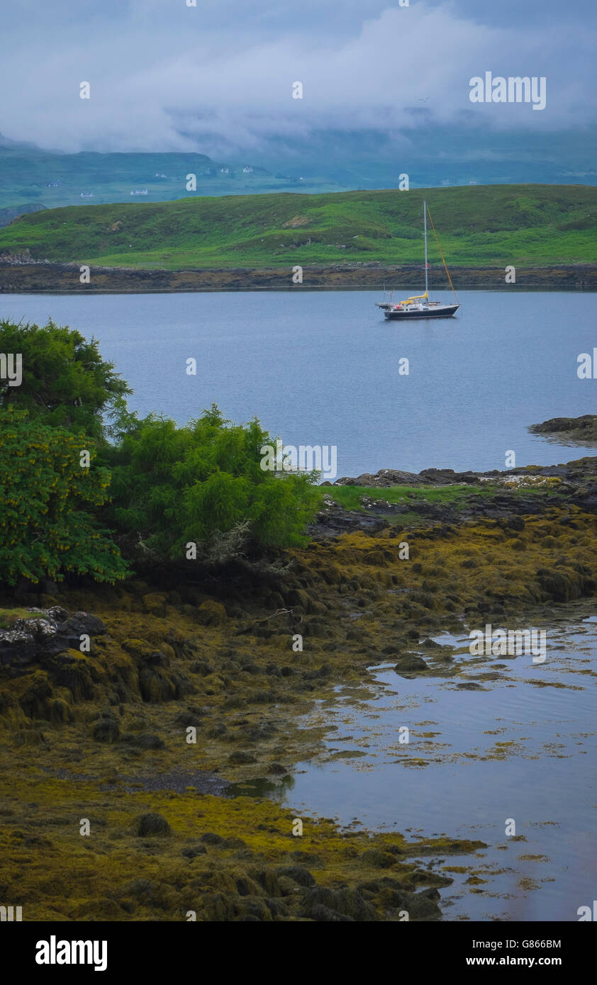 beautiful scene of isle of skye in scotland Stock Photo - Alamy