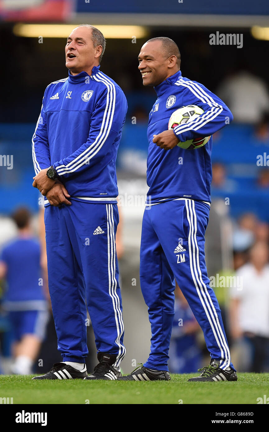Soccer - International Champions Cup - Chelsea v Fiorentina - Stamford Bridge. Chelsea Assistant First team coaches Jose Morais (right) and Silvino Louro during the pre-match warm up Stock Photo