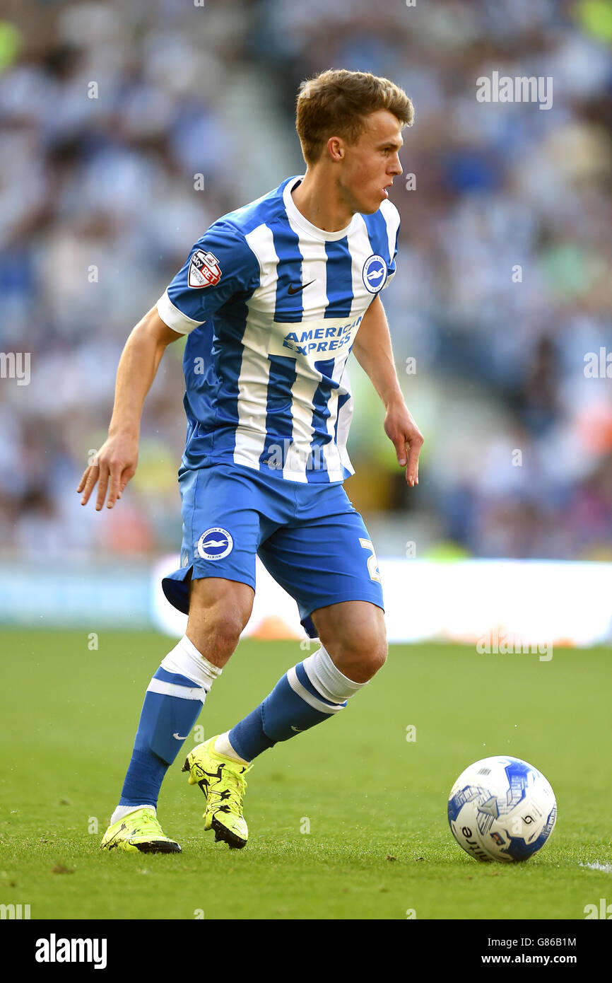 Soccer - Sky Bet Championship - Brighton and Hove Albion v Nottingham Forest - AMEX Stadium. Solly March, Brighton & Hove Albion Stock Photo