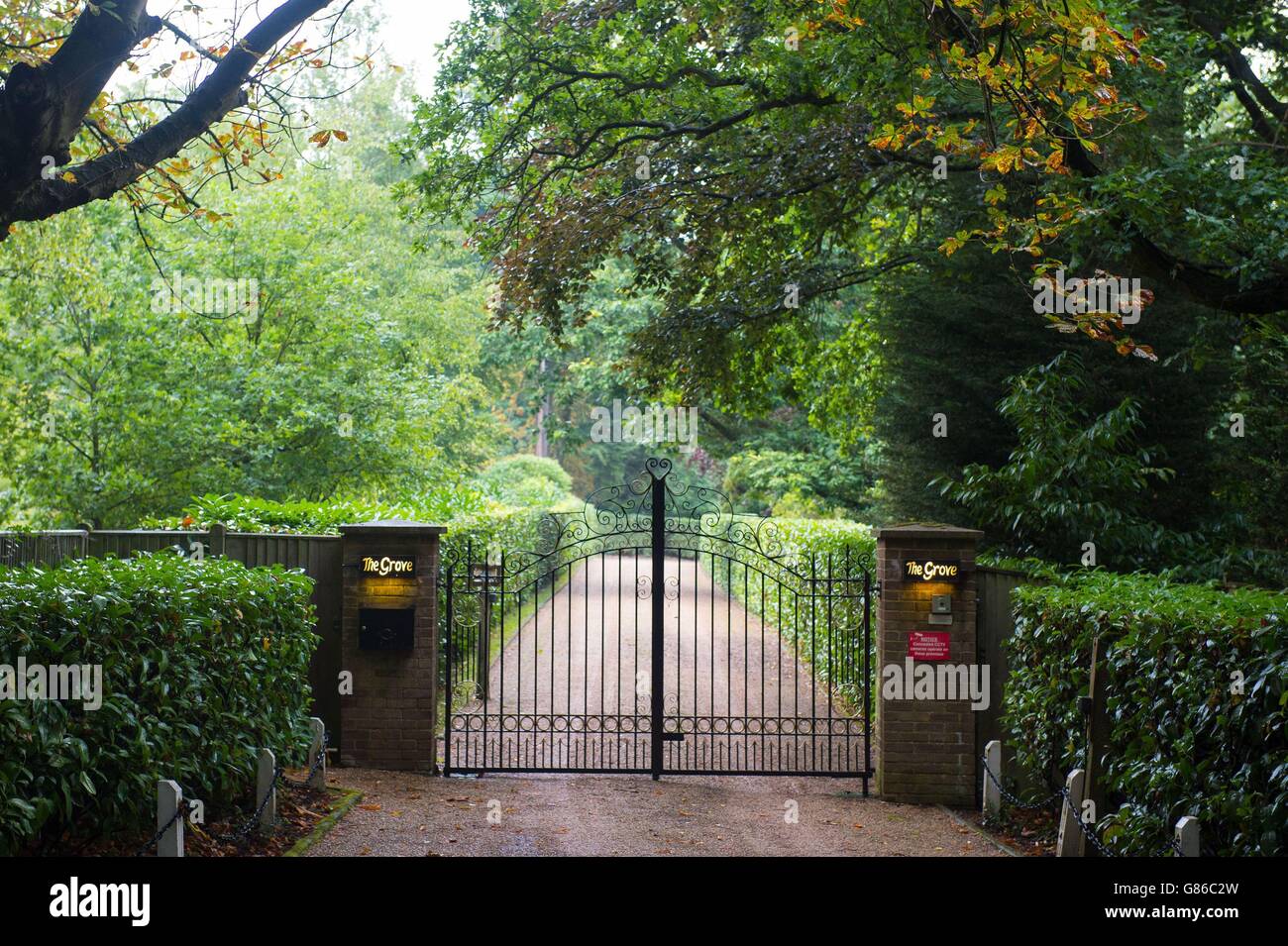 The gates of the home of Cilla Black in Denham, Buckinghamshire, as a plot to burgle the Buckinghamshire home of the late entertainer has been foiled, her eldest son Robert Willis said in a statement. Stock Photo