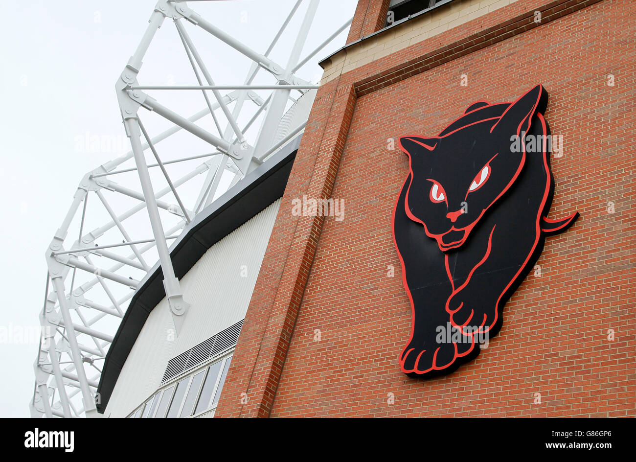 Black Cats signage outside the Stadium of Light before the Capital One Cup, second round match between Sunderland and Exeter City. PRESS ASSOCIATION Photo. Picture date: Tuesday August 25, 2015. See PA story SOCCER Sunderland. Photo credit should read: Richard Sellers/PA Wire. Online in-match use limited to 45 images, no video emulation. No use in betting, games or single club/league/player publications. Stock Photo