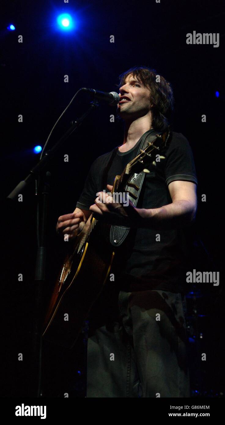 Singer-songwriter James Blunt peforms live on stage during his UK tour to plug his debut album 'Back To Bedlam'. Stock Photo