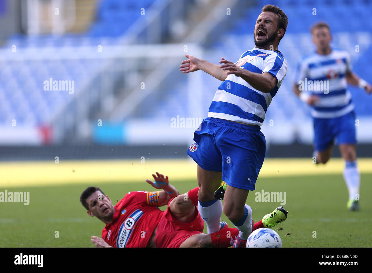 Reading's Orlando Sa is tackled by Espanyol Javier Lopez Stock Photo