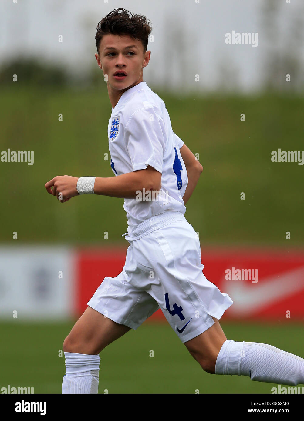 England u16s mceachran chelsea hires stock photography and