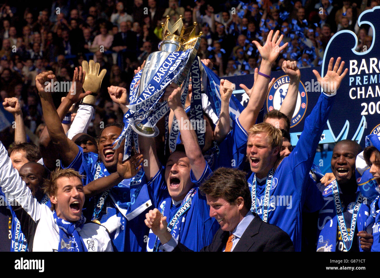 Soccer - FA Barclays Premiership - Chelsea v Charlton Athletic - Stamford Bridge Stock Photo