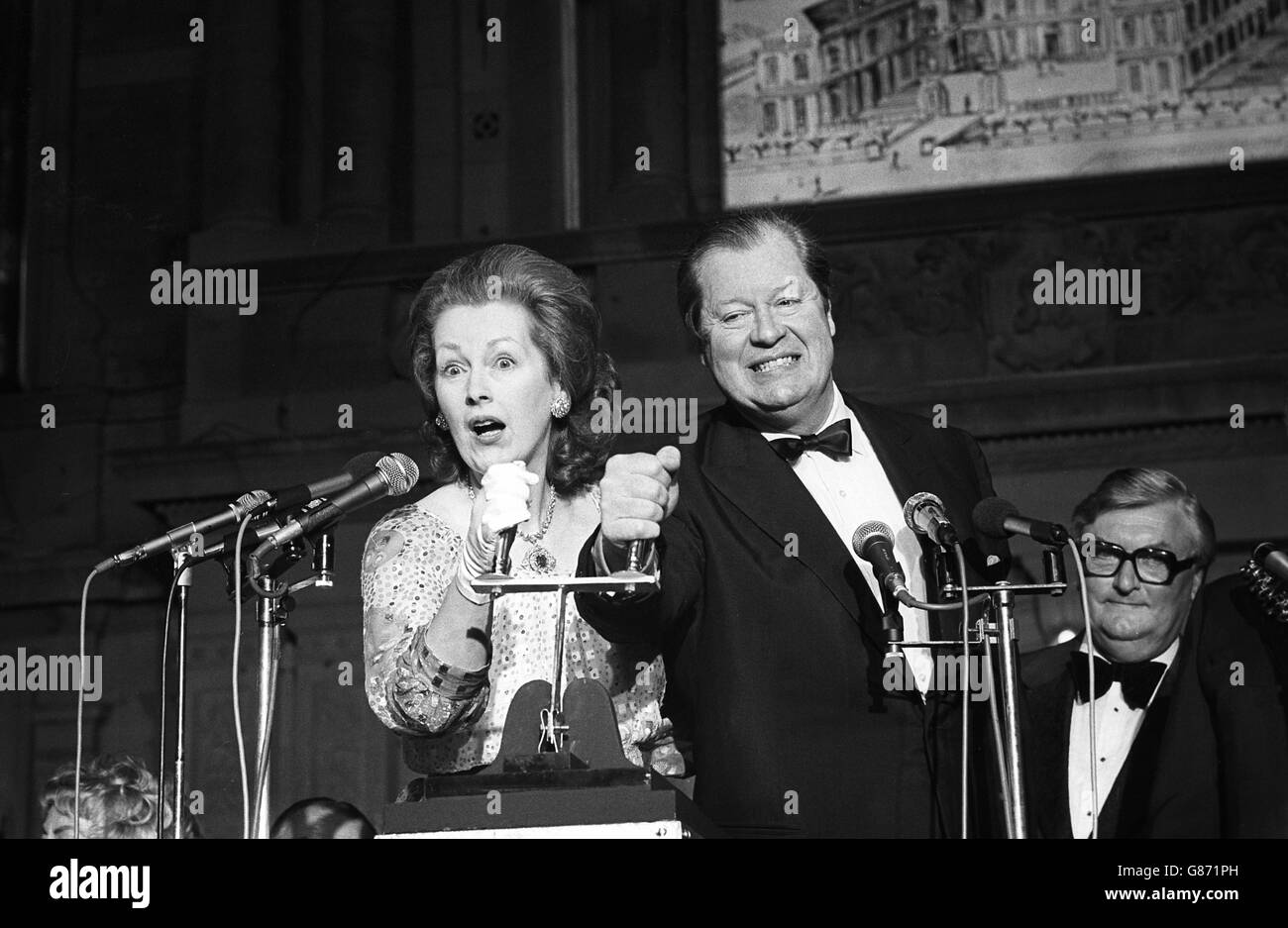 The Earl and Countess Spencer switch on the Blackpool Illuminations, the centre piece of which is a Royal wedding tableau. Stock Photo